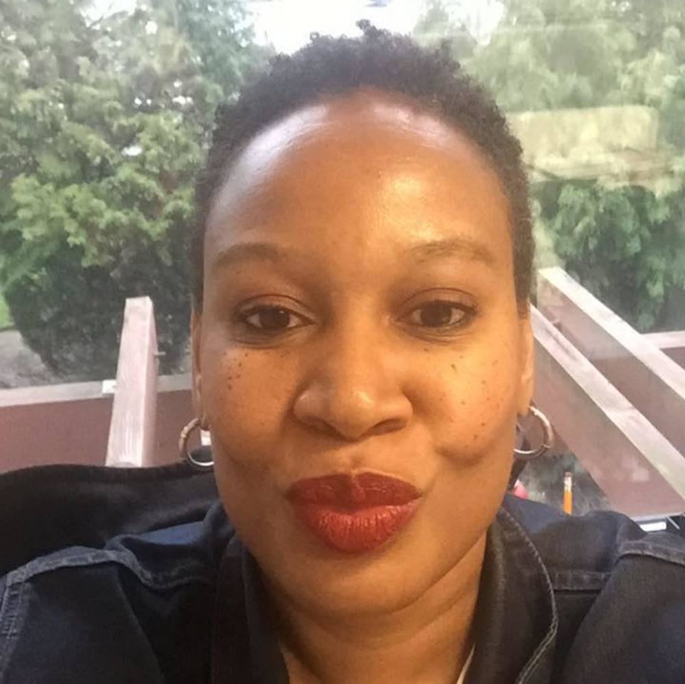 Meet your Posher, Monica